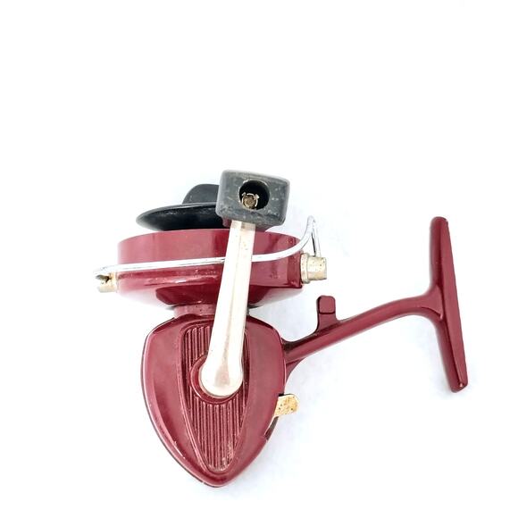 Scorpion Burgundy Metal Spinning Fishing Reel Made in Korea Ocean Lake Outdoors - Picture 4 of 5